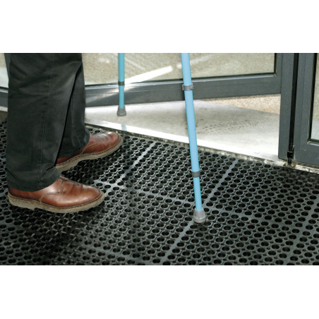 Caillebotis d'entrée robuste et pratique, conforme aux normes handicap