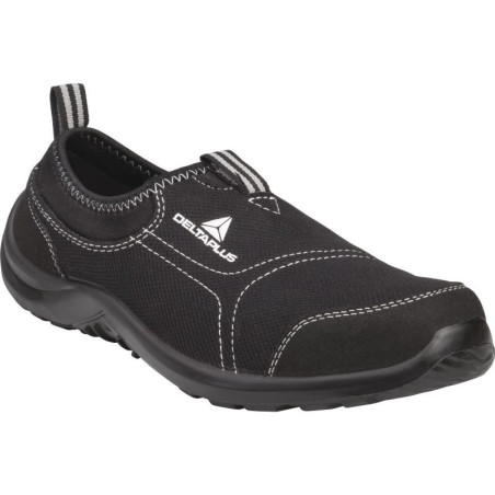 Chaussures de sécurité FLEX S1P SRC robustes pour une protection optimale.
