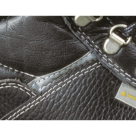 Chaussures de sécurité basses Outdoor cuir crampon S3 SRC