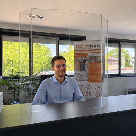 Écran de protection transparent pour comptoir et caisse